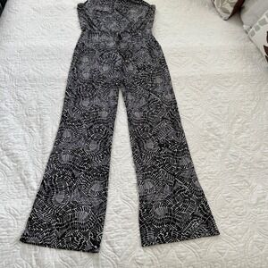 Laundry by Shelli Segal Black White Geometric Chain Halter Wide Leg Jumpsuit 10